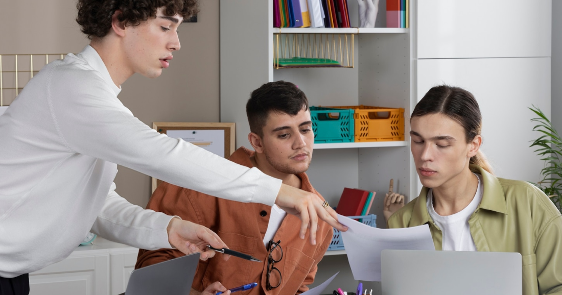 How Academic Coursework Help Supports Research-Based Projects